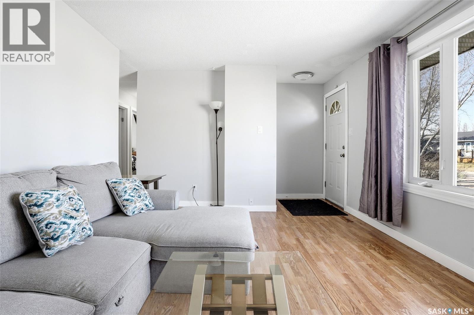 87 Carmichael ROAD - Image 3