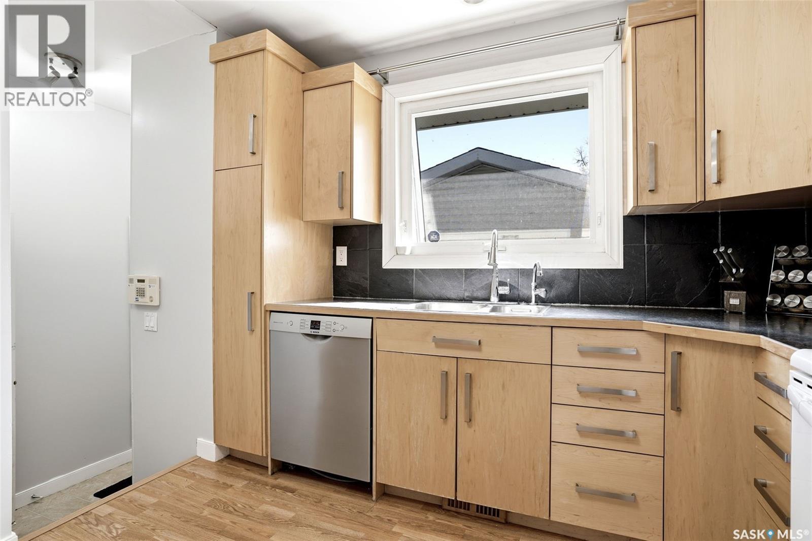87 Carmichael ROAD - 5