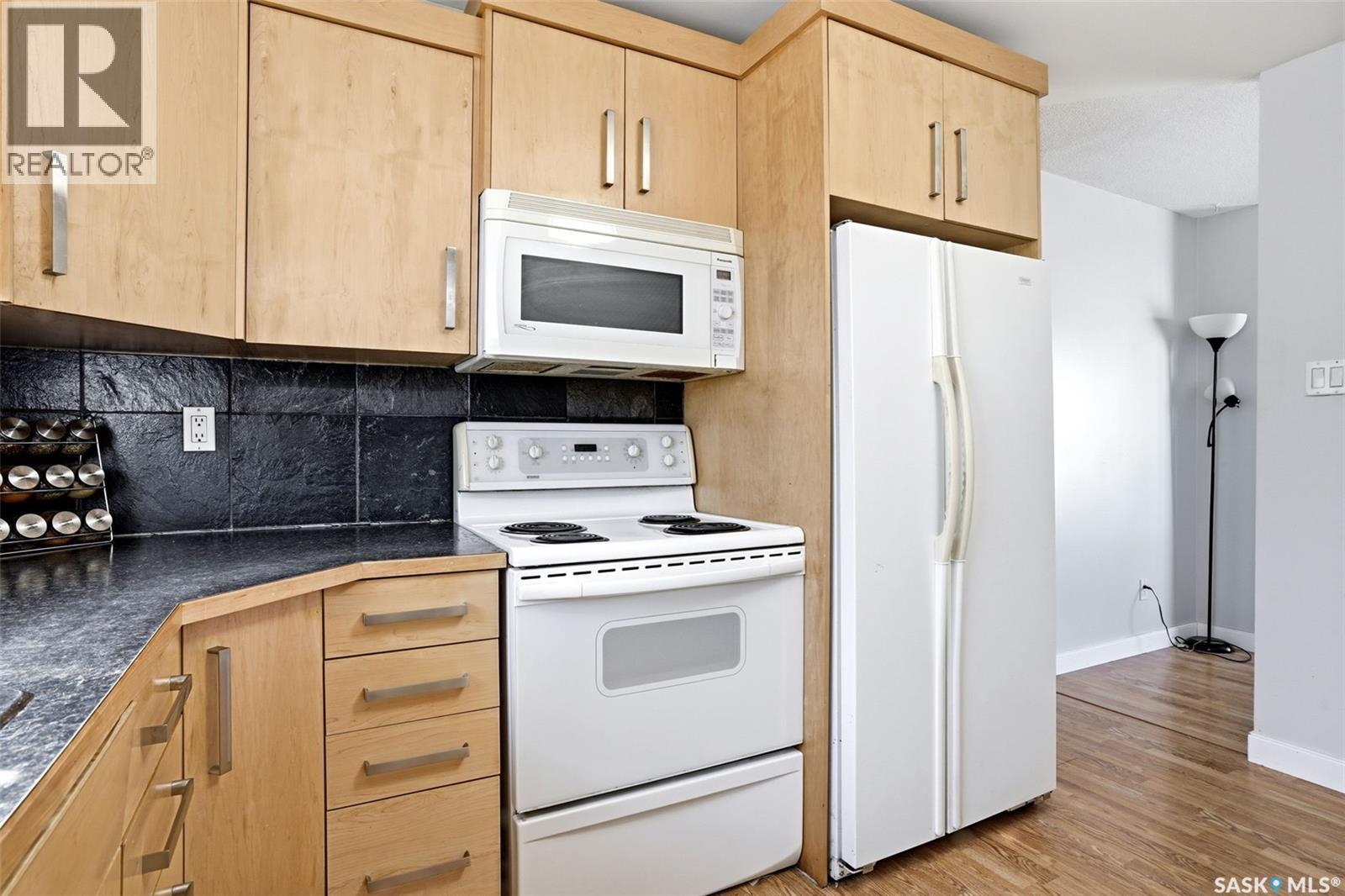 87 Carmichael ROAD - 6
