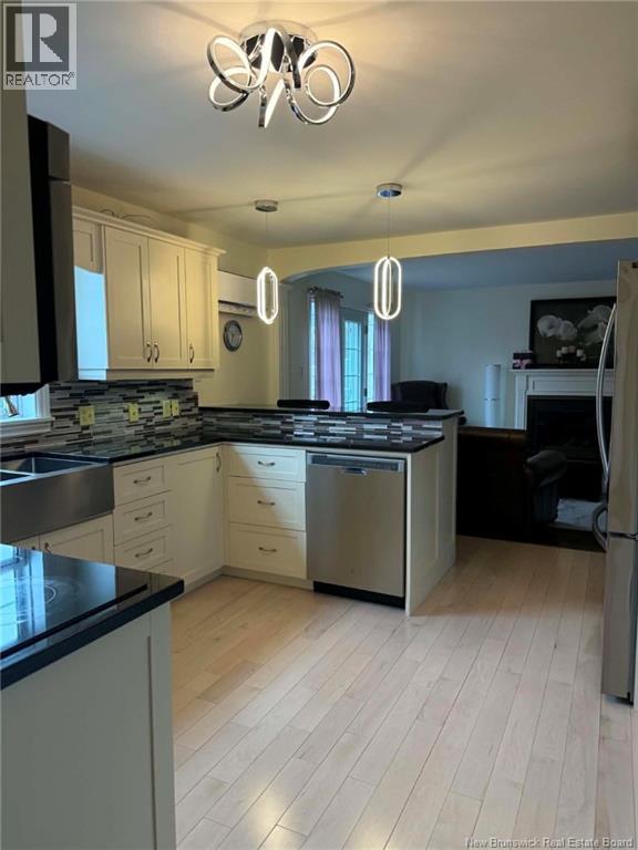 103 Waverly Drive - 5