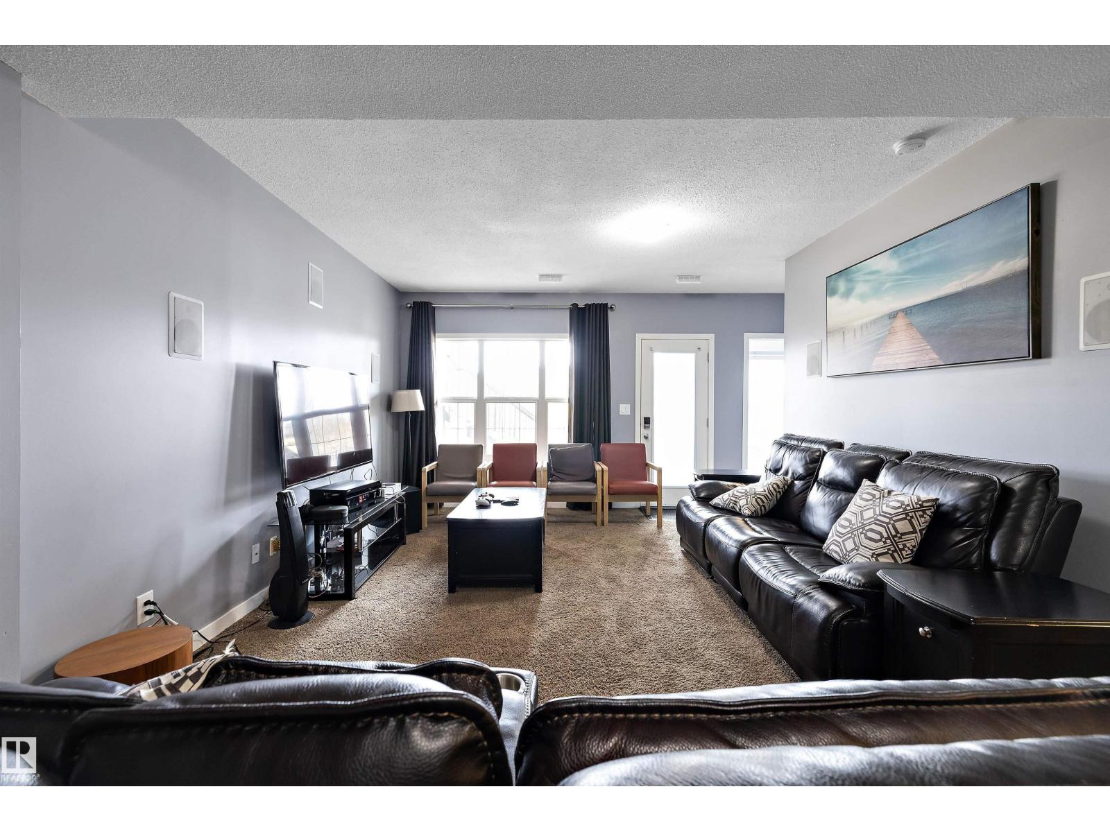 1586 Chapman WY SW, Edmonton