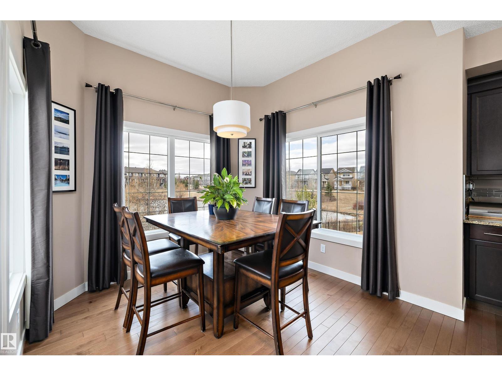 1586 Chapman WY SW, Edmonton