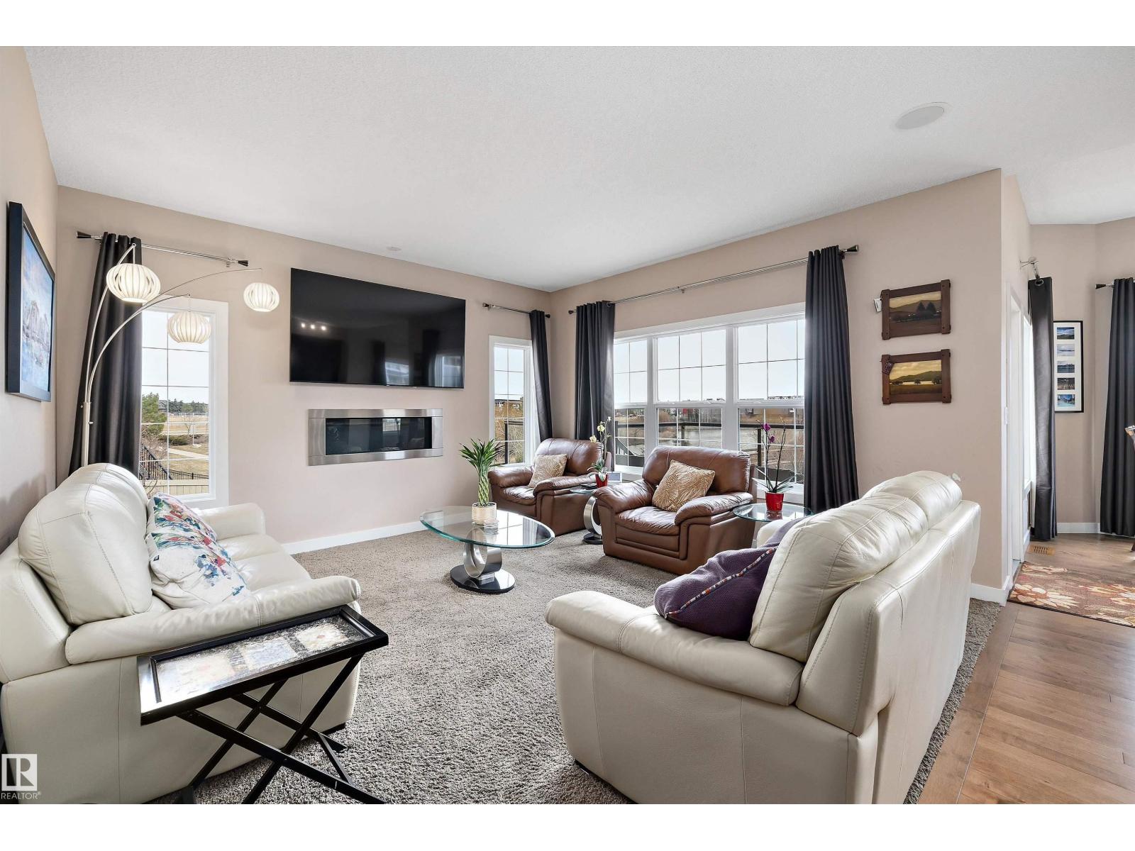 1586 Chapman WY SW, Edmonton