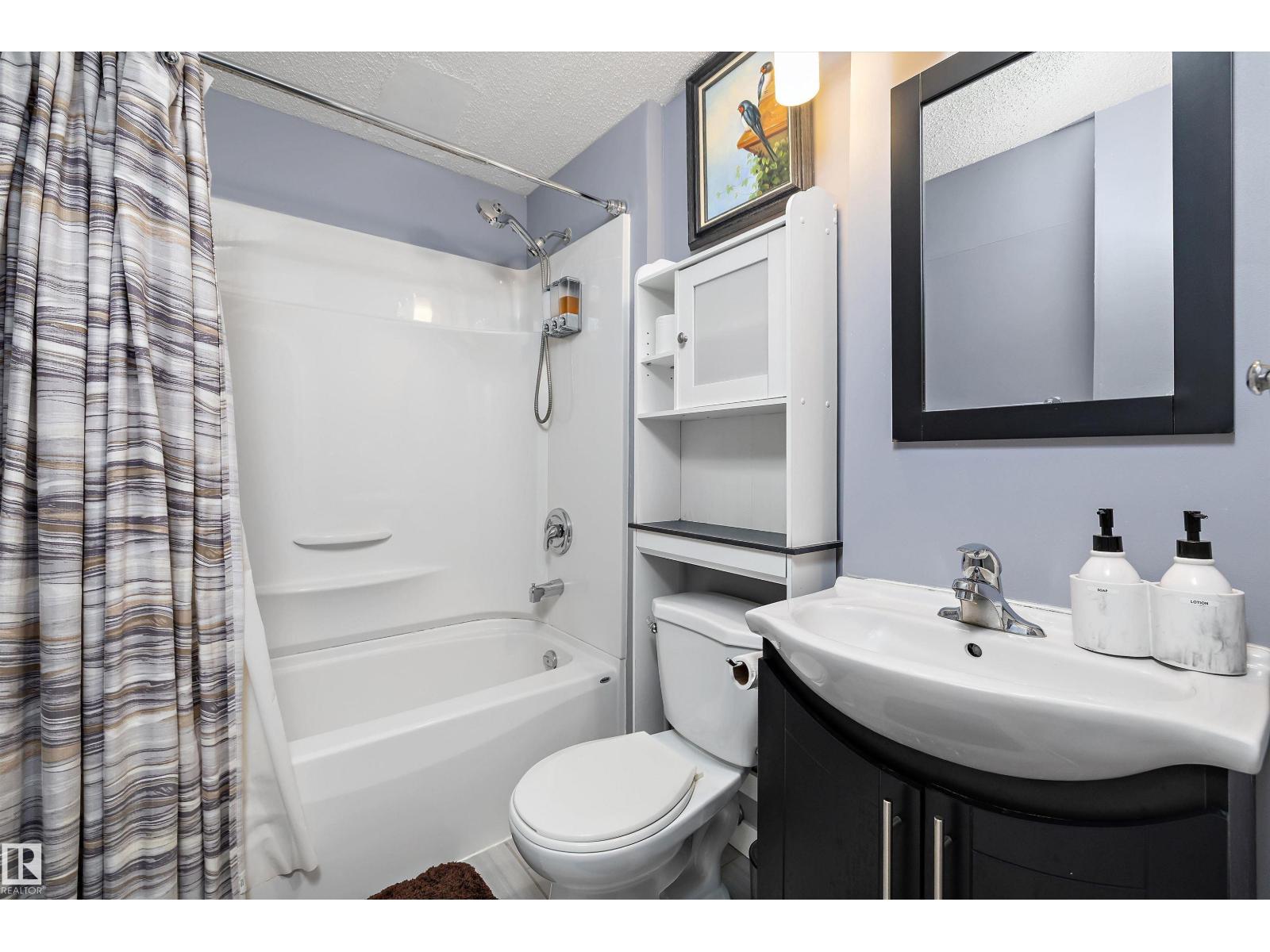 1586 Chapman WY SW, Edmonton