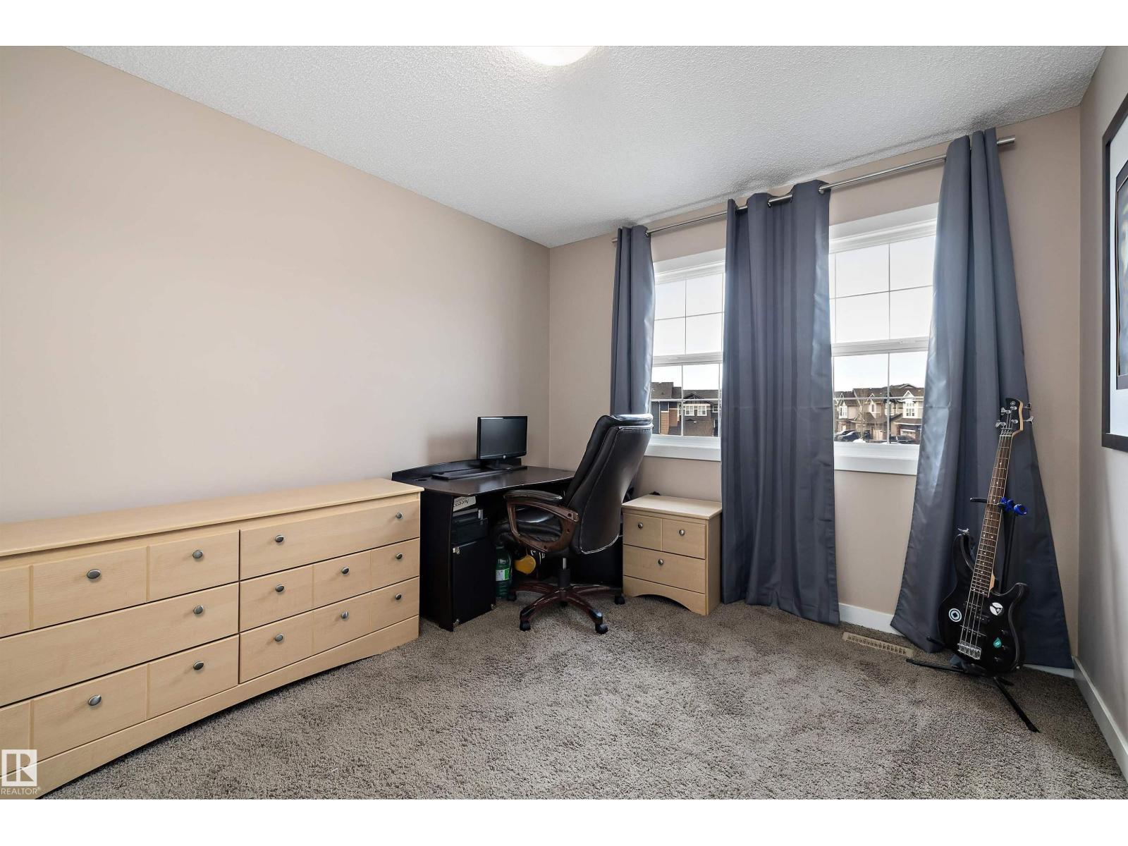 1586 Chapman WY SW, Edmonton