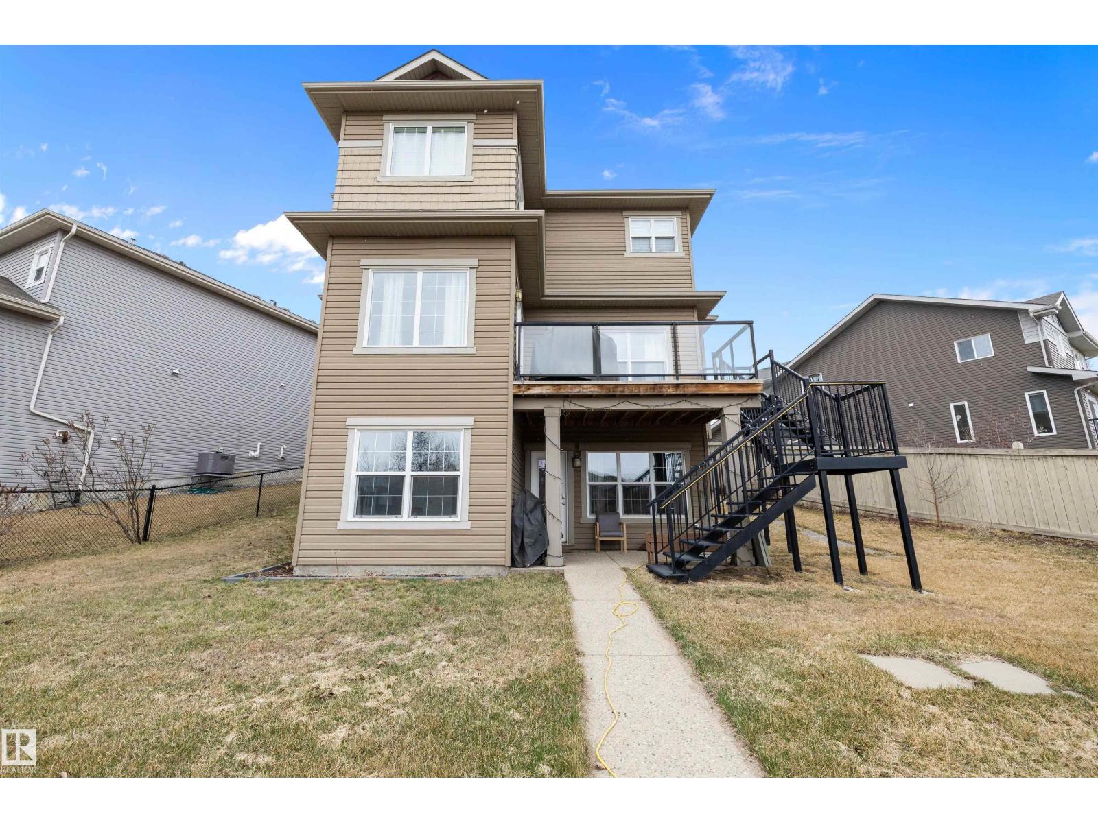 1586 Chapman WY SW, Edmonton