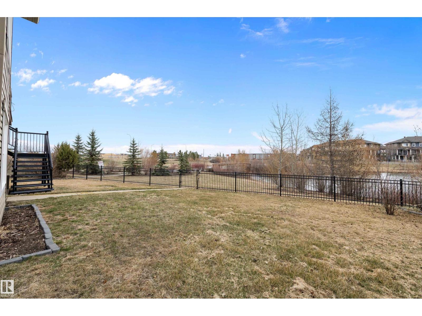 1586 Chapman WY SW, Edmonton