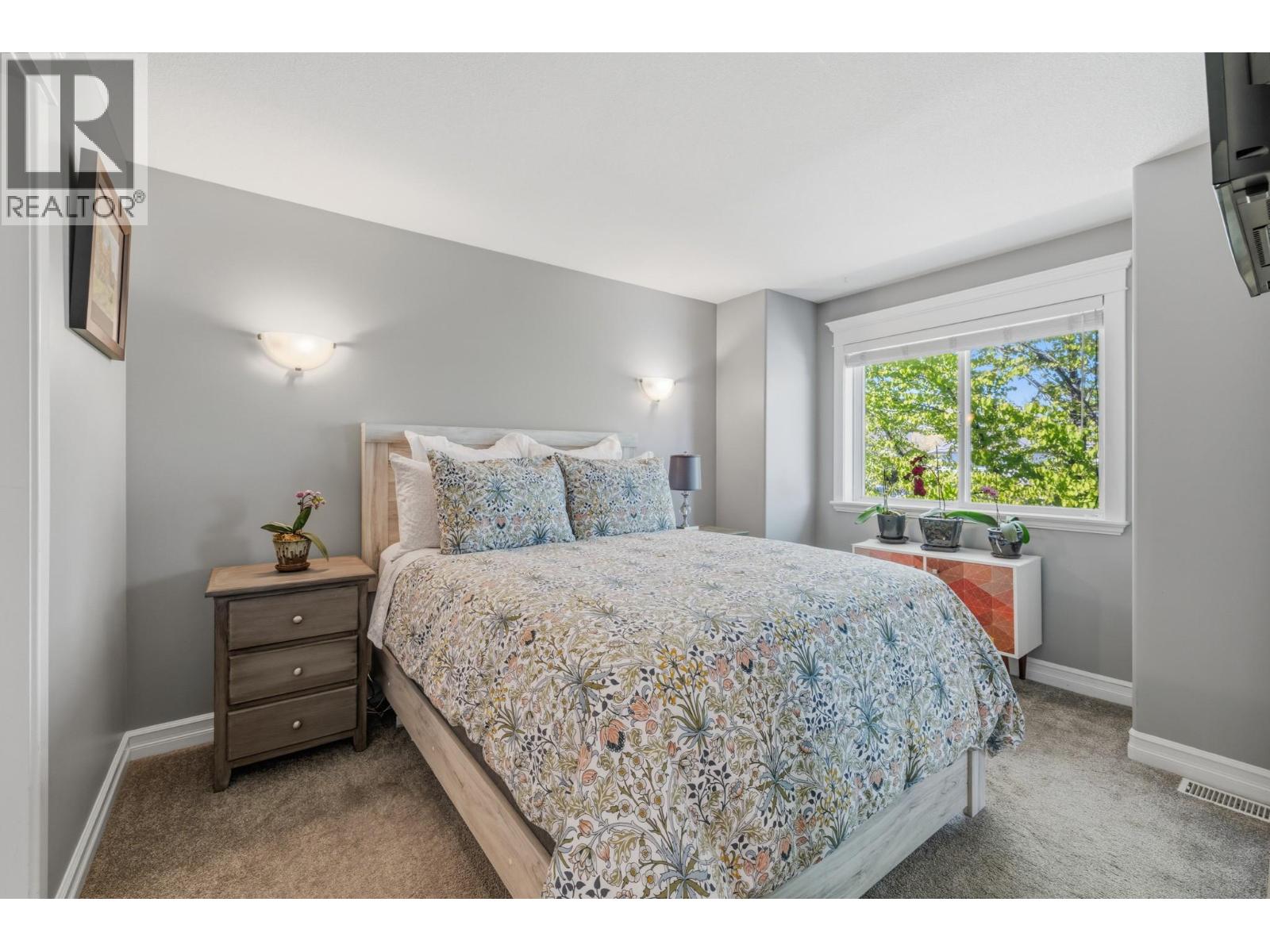 103 4049 Lakeshore Road, Kelowna