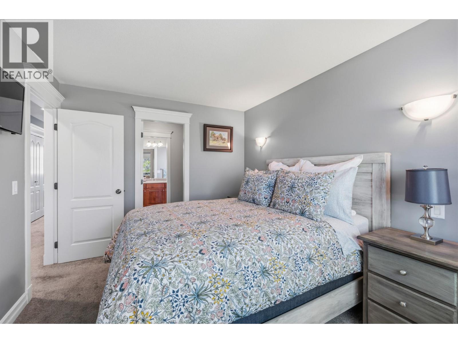 103 4049 Lakeshore Road, Kelowna