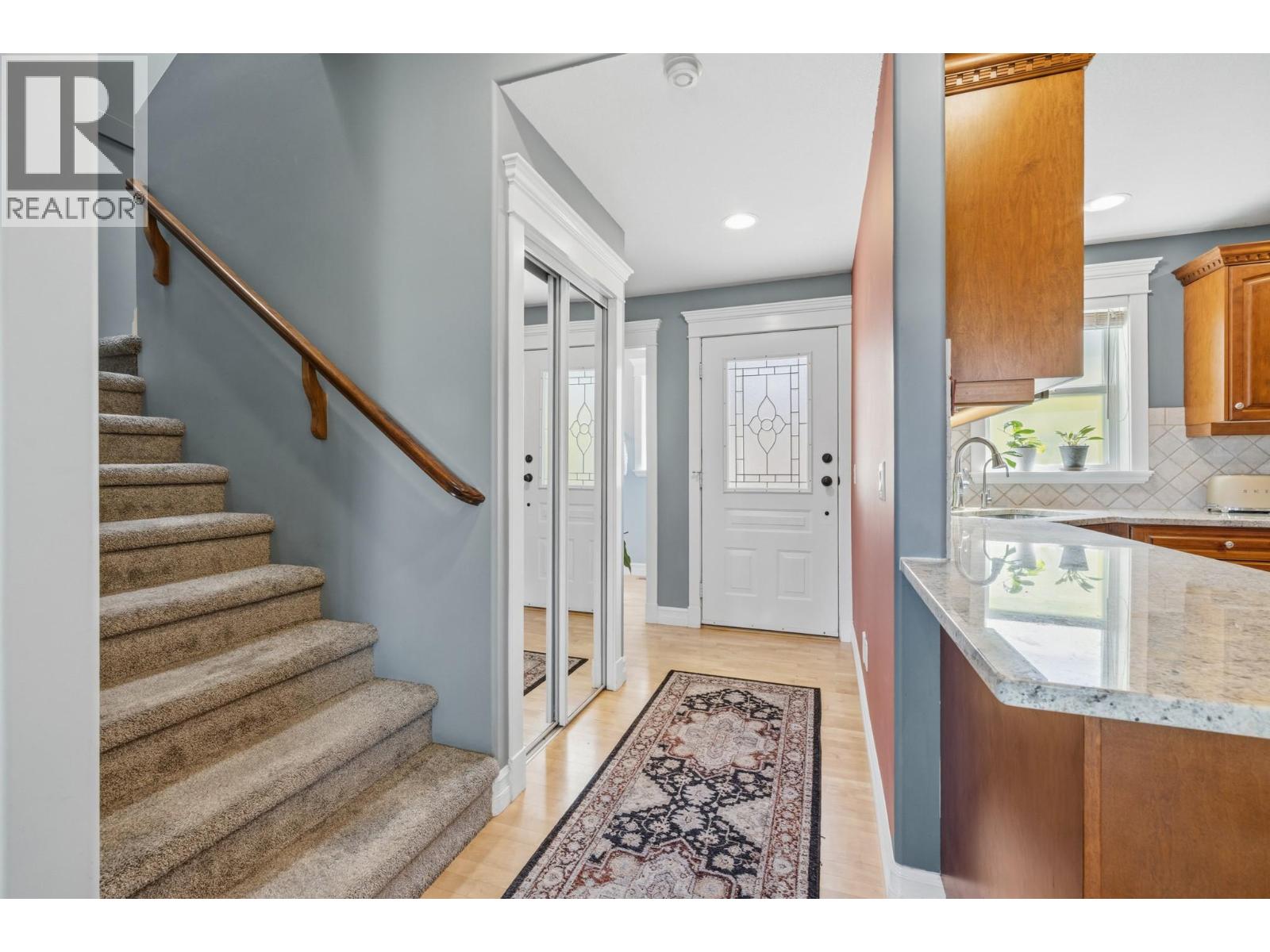 103 4049 Lakeshore Road, Kelowna