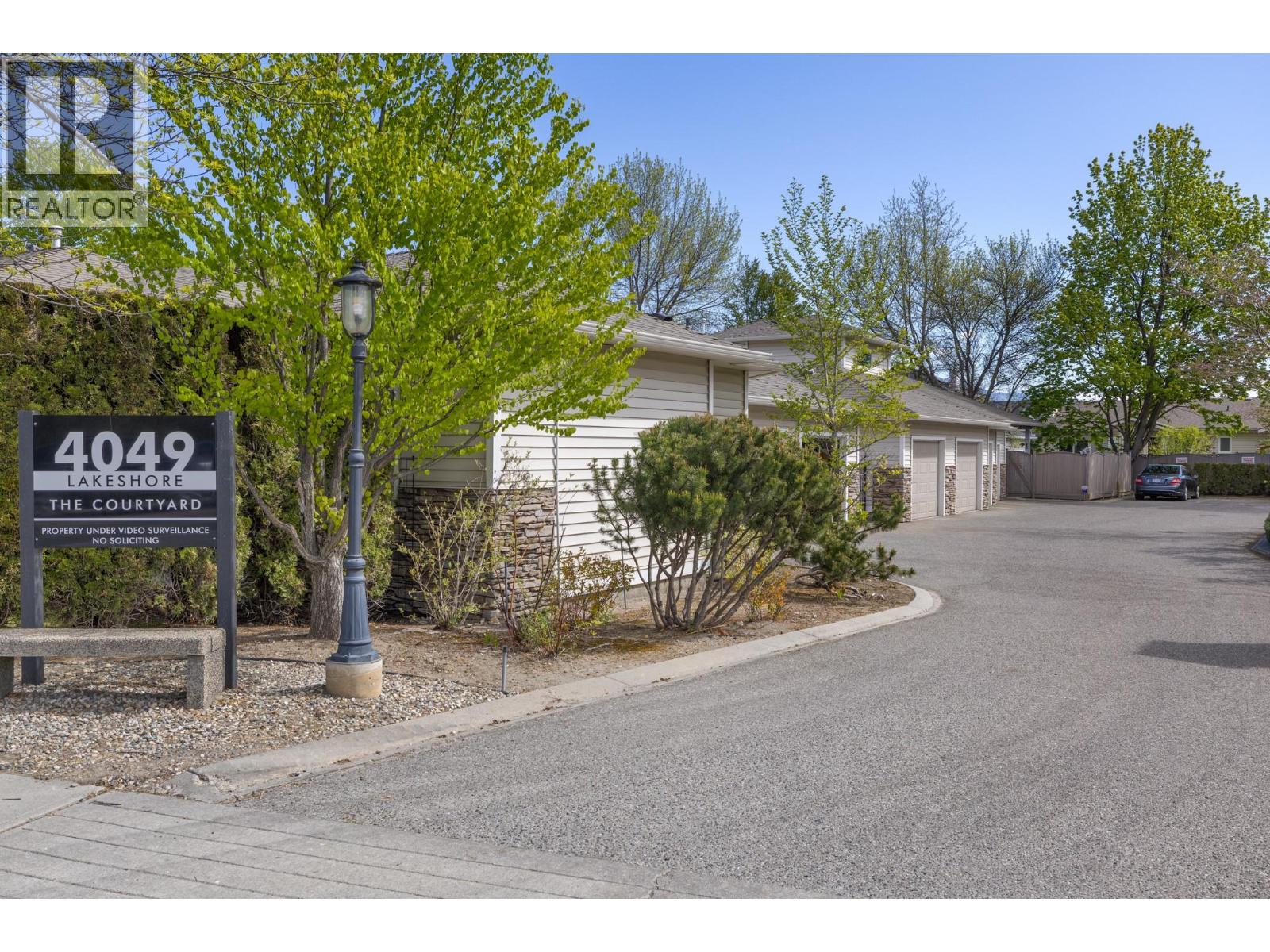 103 4049 Lakeshore Road, Kelowna