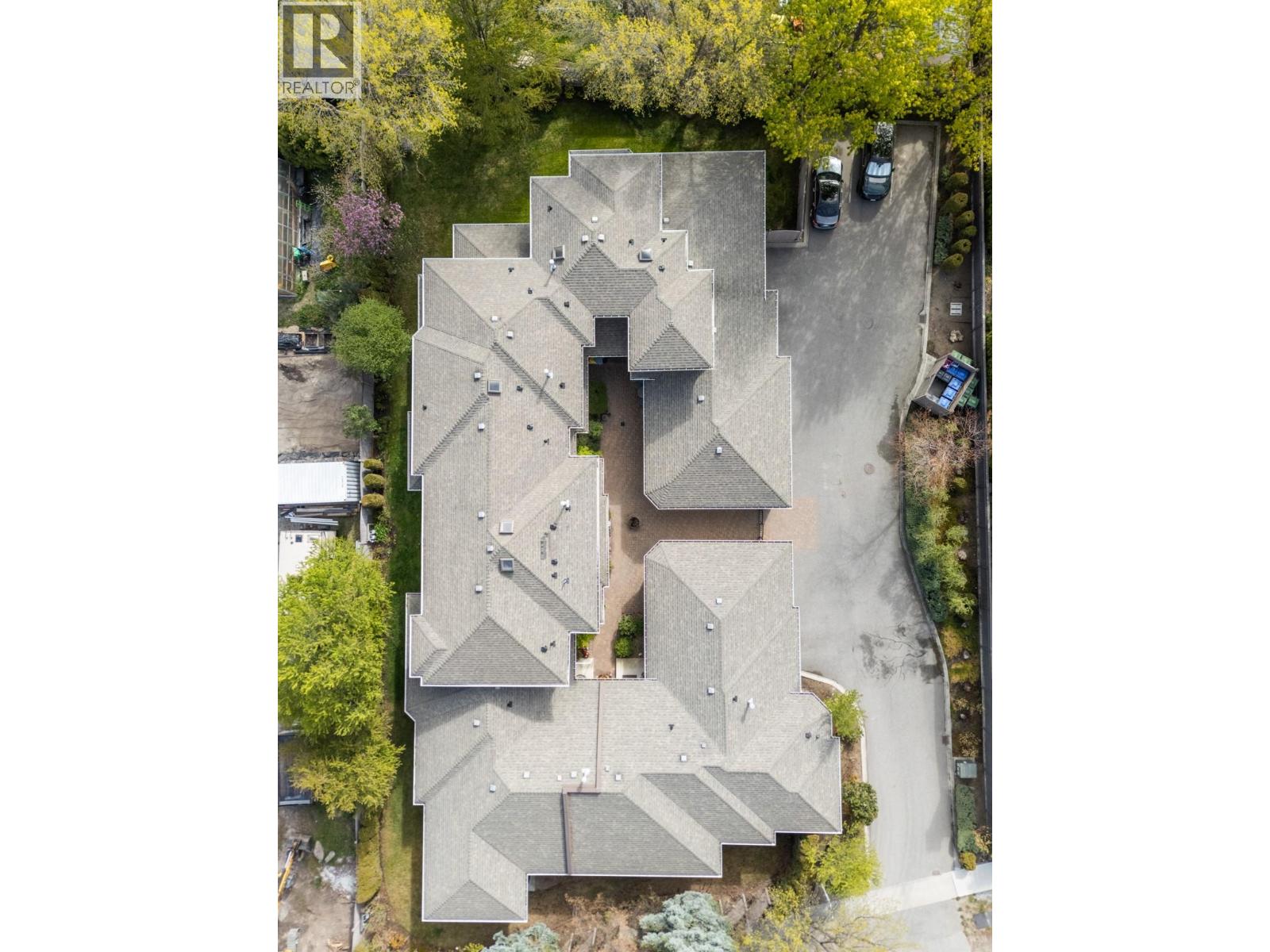 103 4049 Lakeshore Road, Kelowna