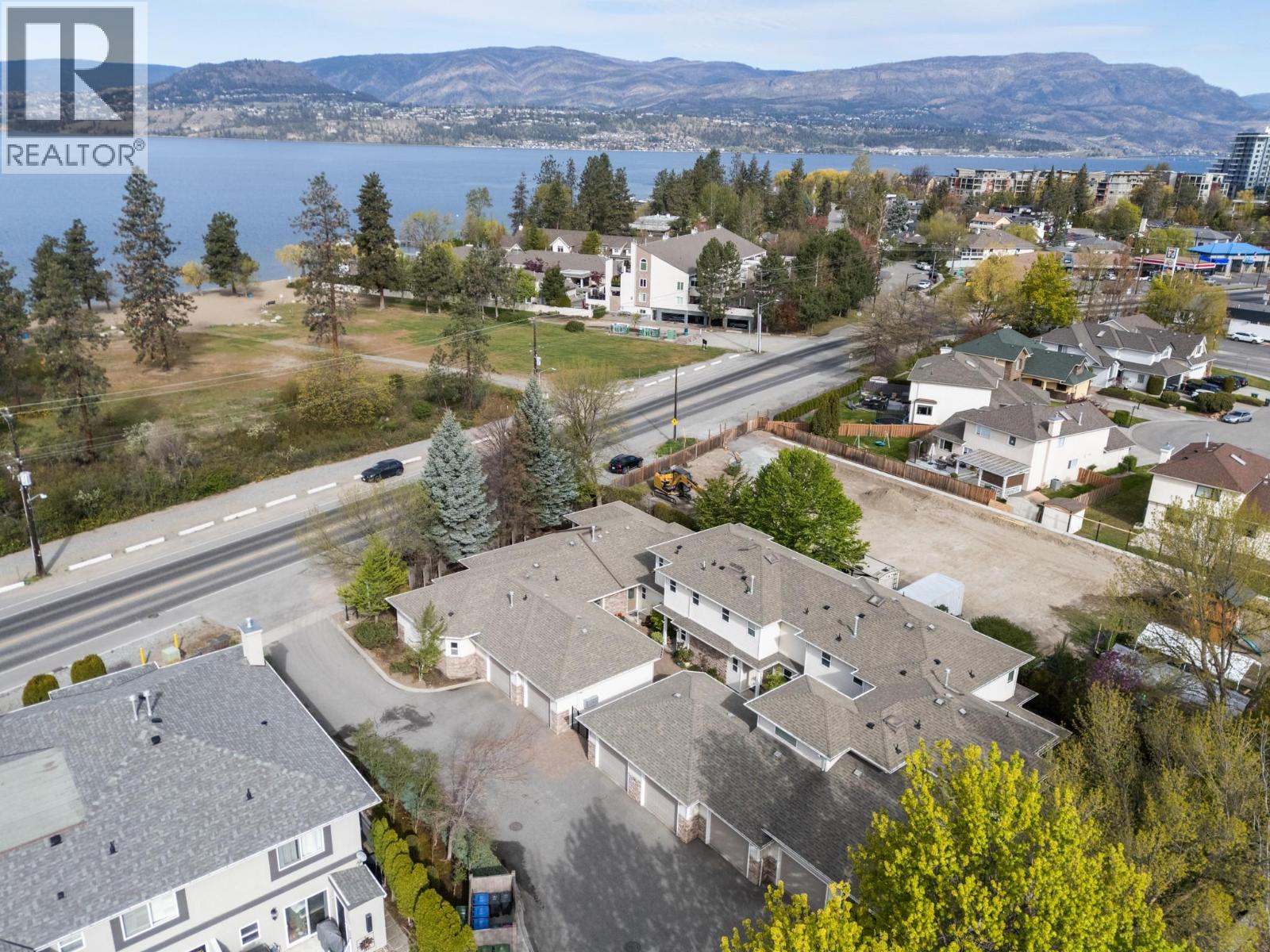 103 4049 Lakeshore Road, Kelowna