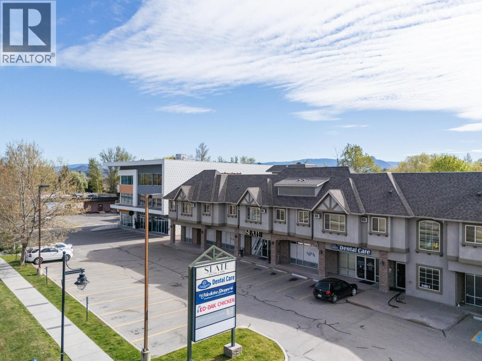103 4049 Lakeshore Road, Kelowna