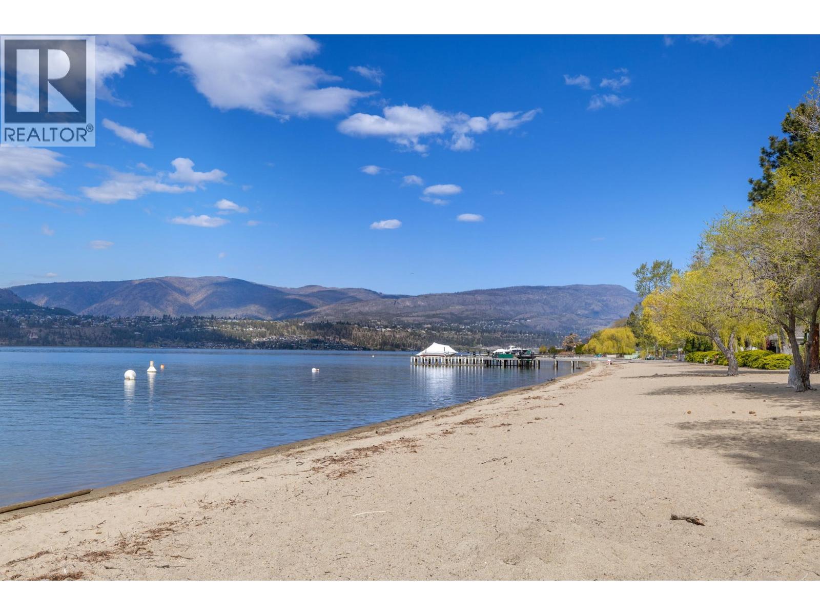 103 4049 Lakeshore Road, Kelowna