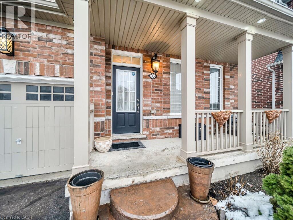 35 WILMOT Road - 4