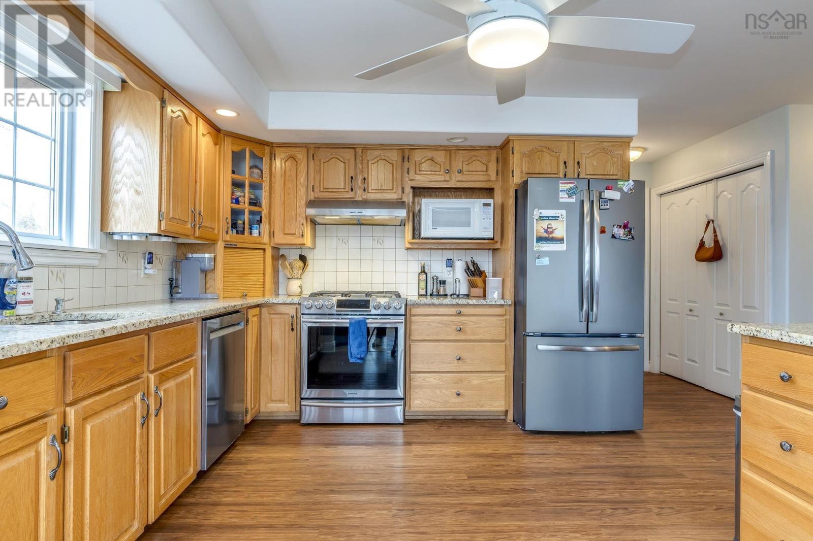 Property 24 of 31 of 228 Ostrea Lake Road