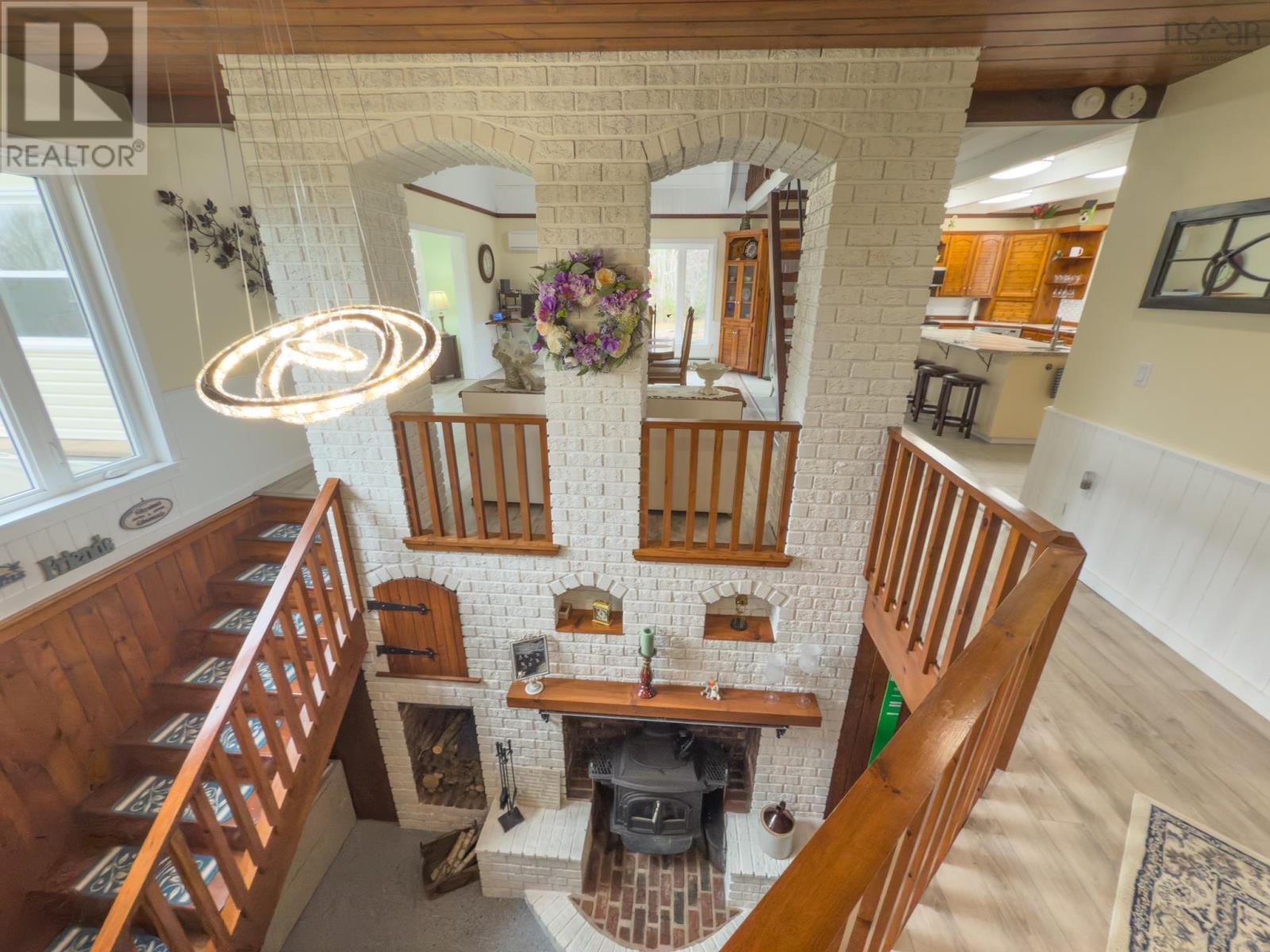 Property 38 of 47 of 559 P F Comeau Road
