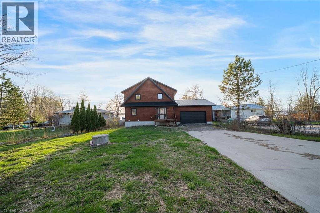 33 LAIRD Drive - 3