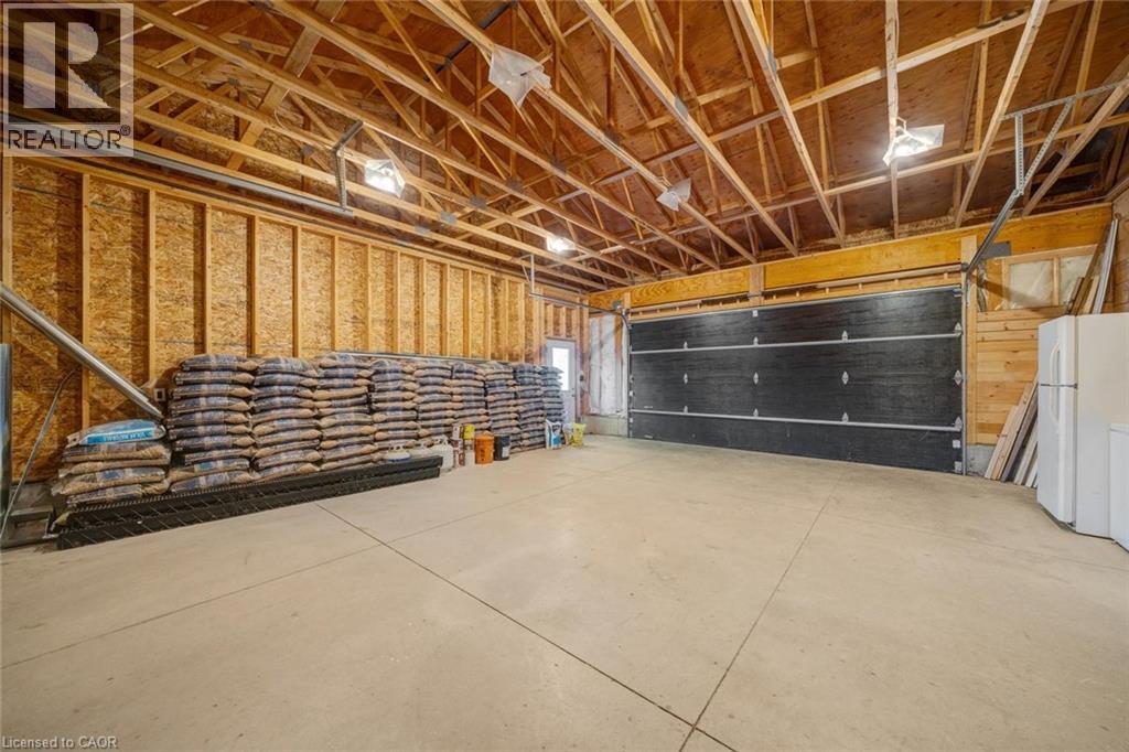 33 LAIRD Drive - 46