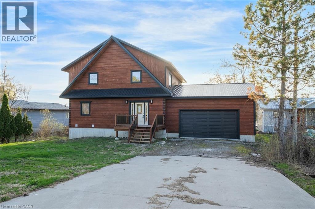 33 LAIRD Drive - 1