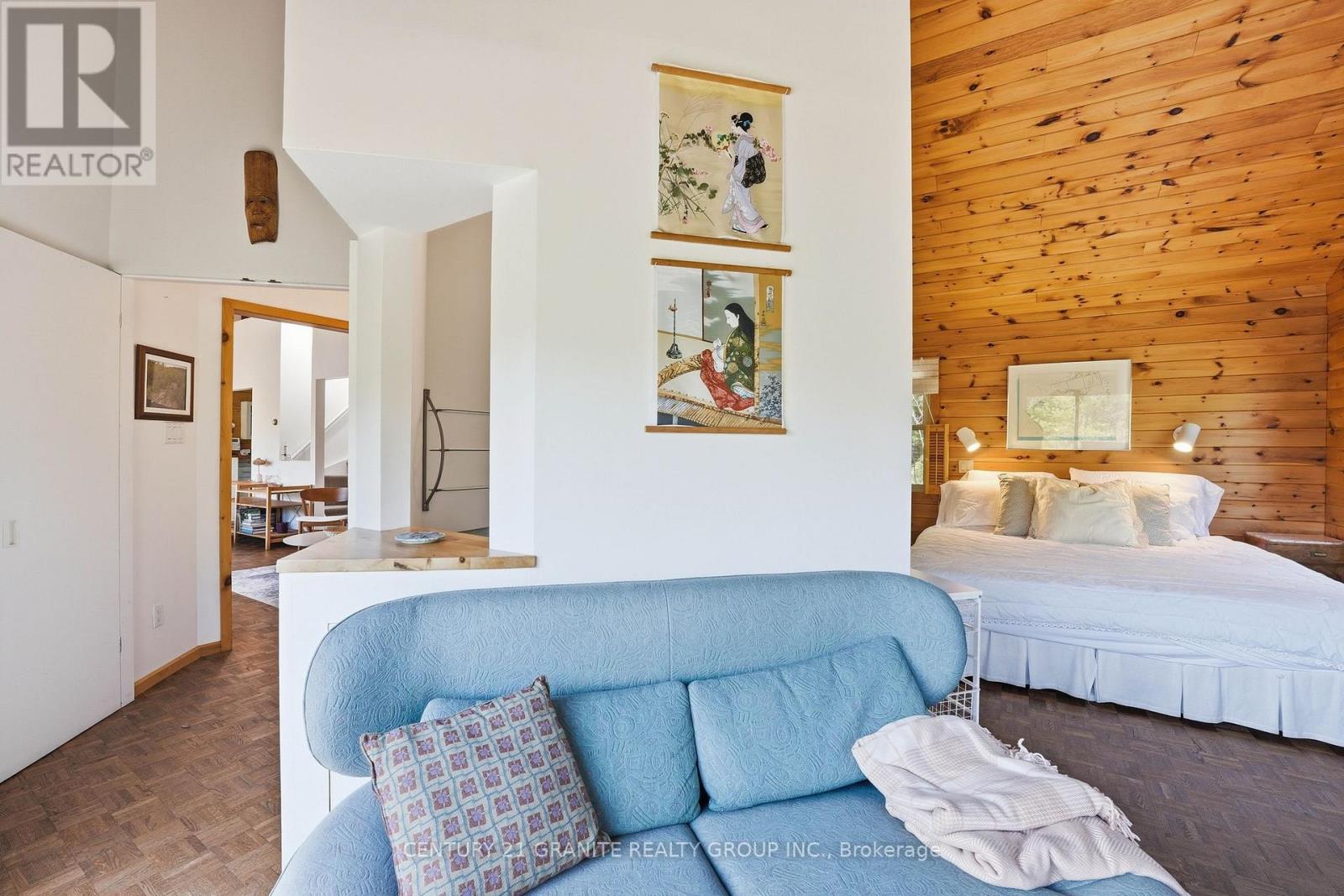 11 SUMAC COURT - 14