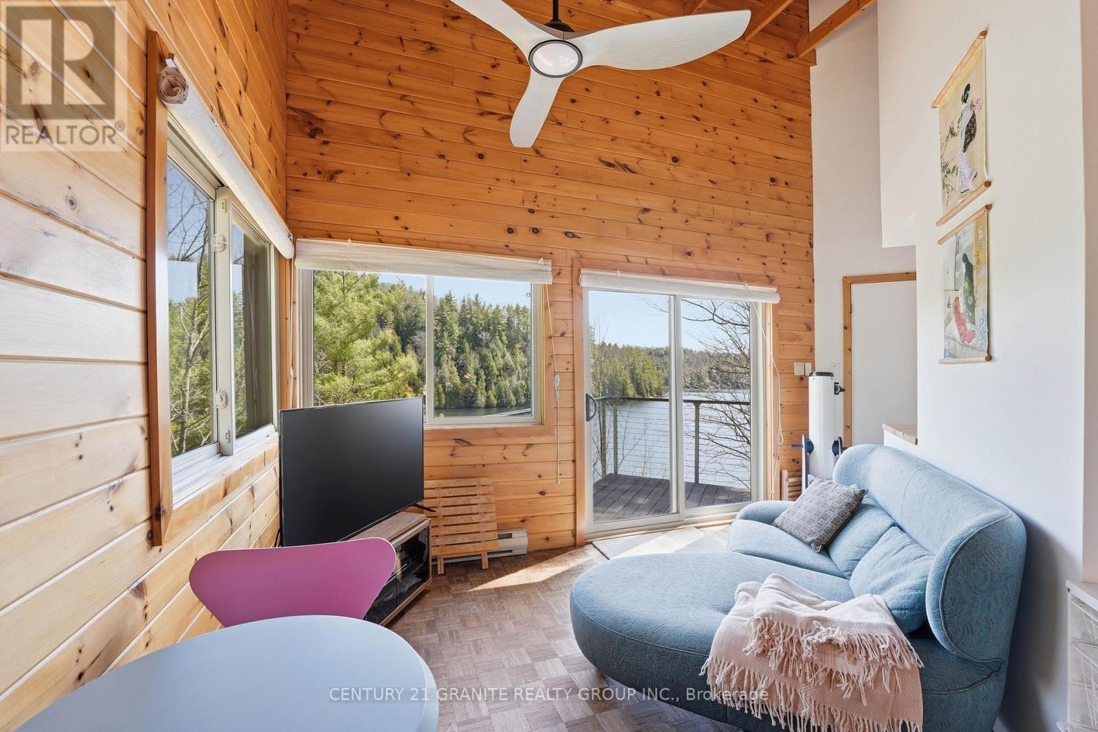 11 SUMAC COURT - 15