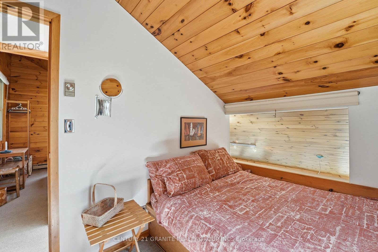 11 SUMAC COURT - 24