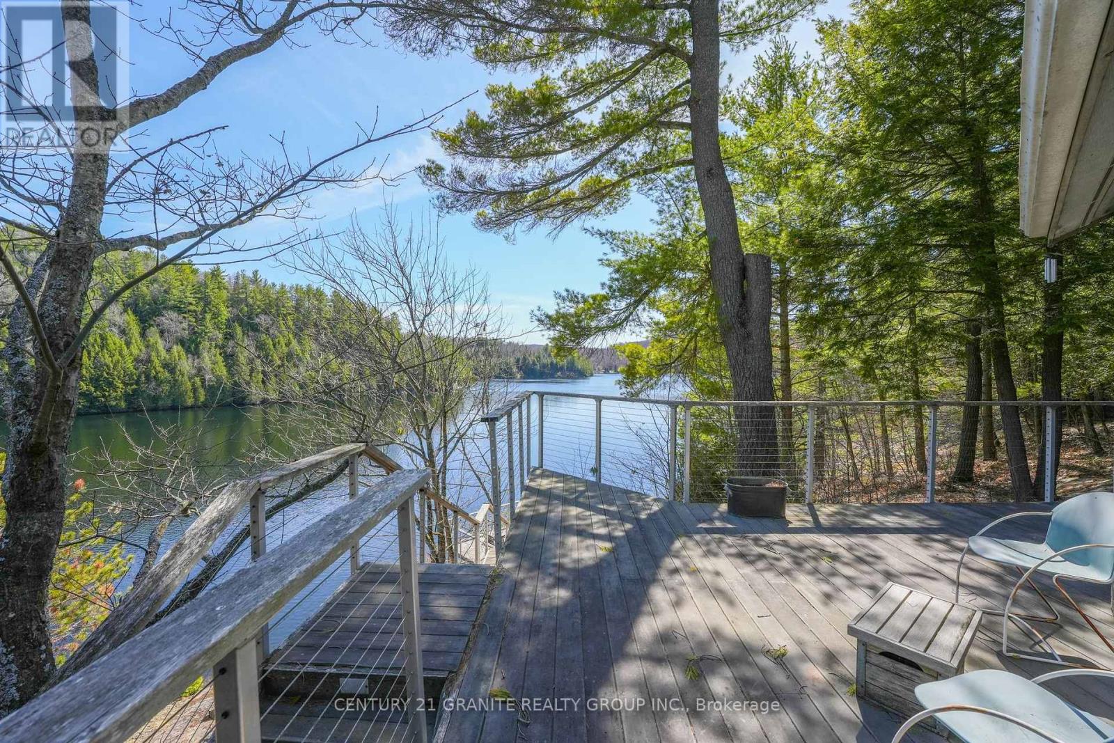 11 SUMAC COURT - 33