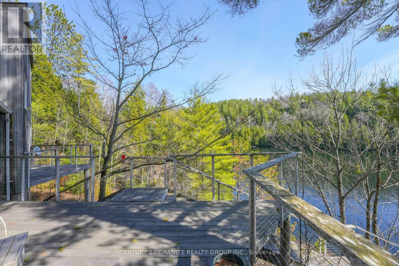 11 SUMAC COURT - 35