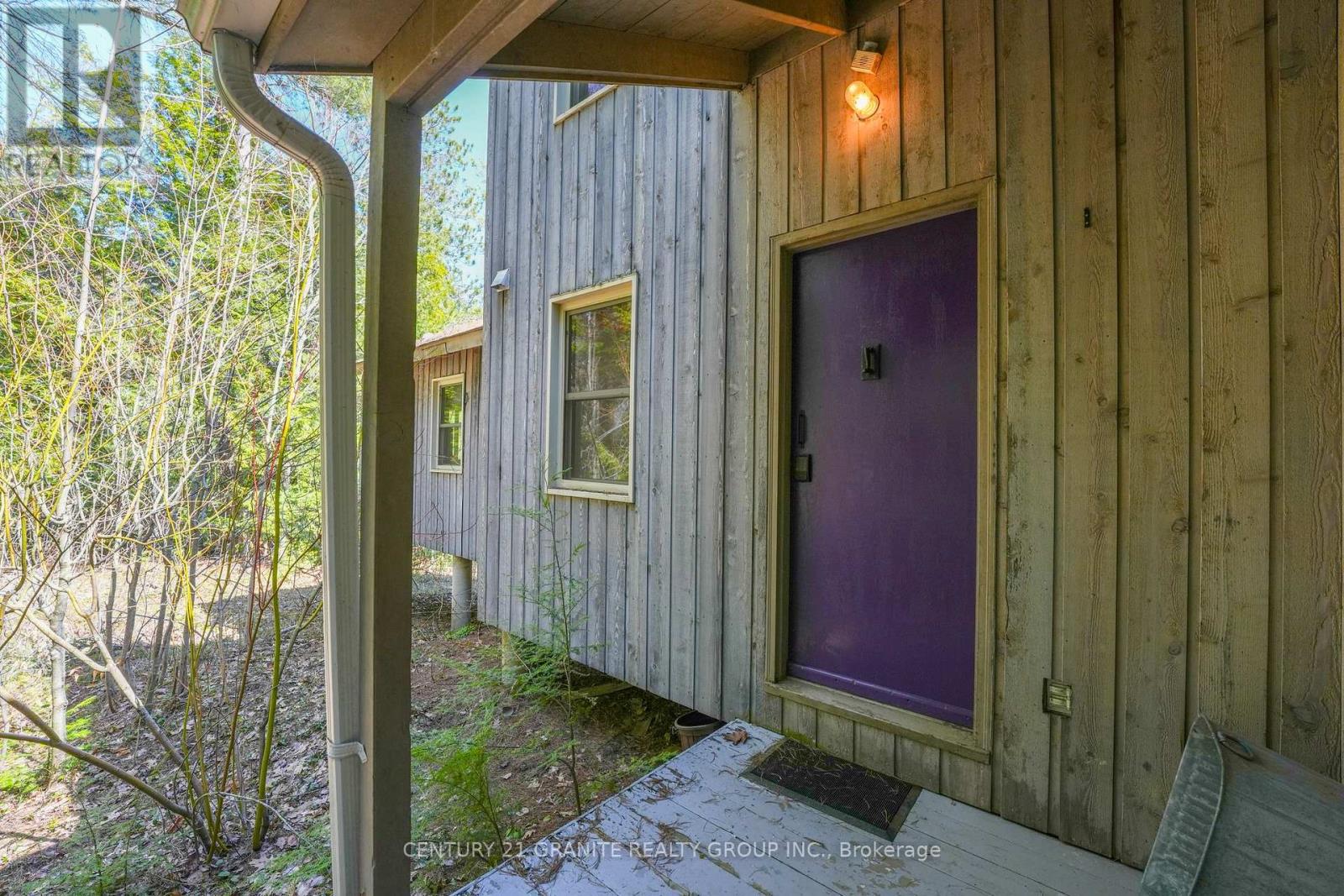 11 SUMAC COURT - 39