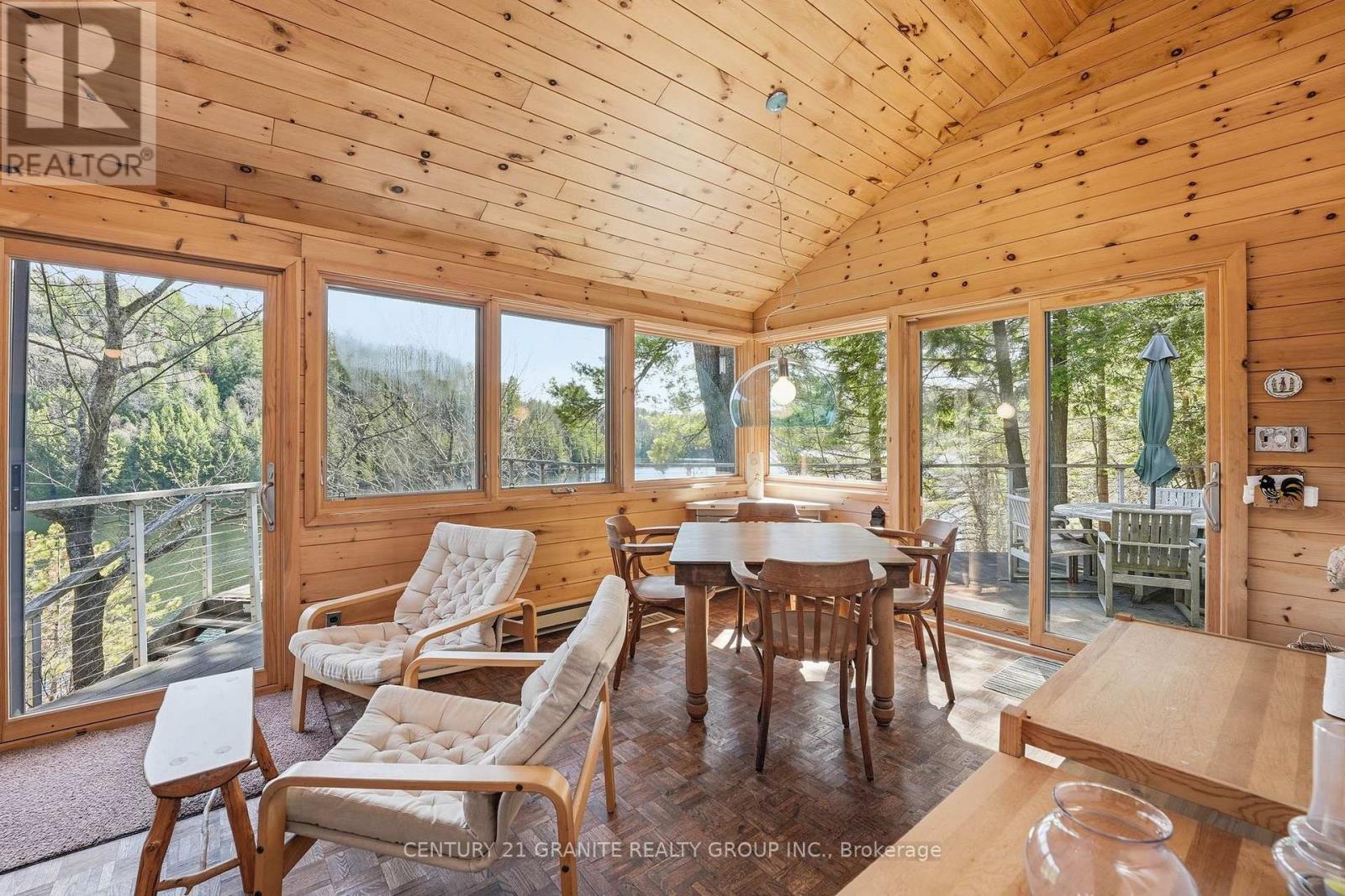 11 SUMAC COURT - 7