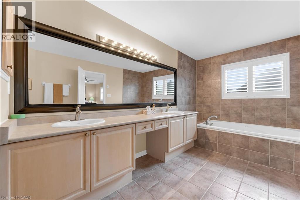 2141 WOODGATE Drive, Oakville, Ontario, L6M4E1 — Photo 24