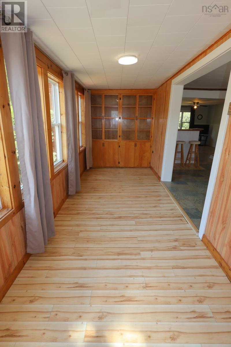 Property 23 of 43 of 10524 Highway 8