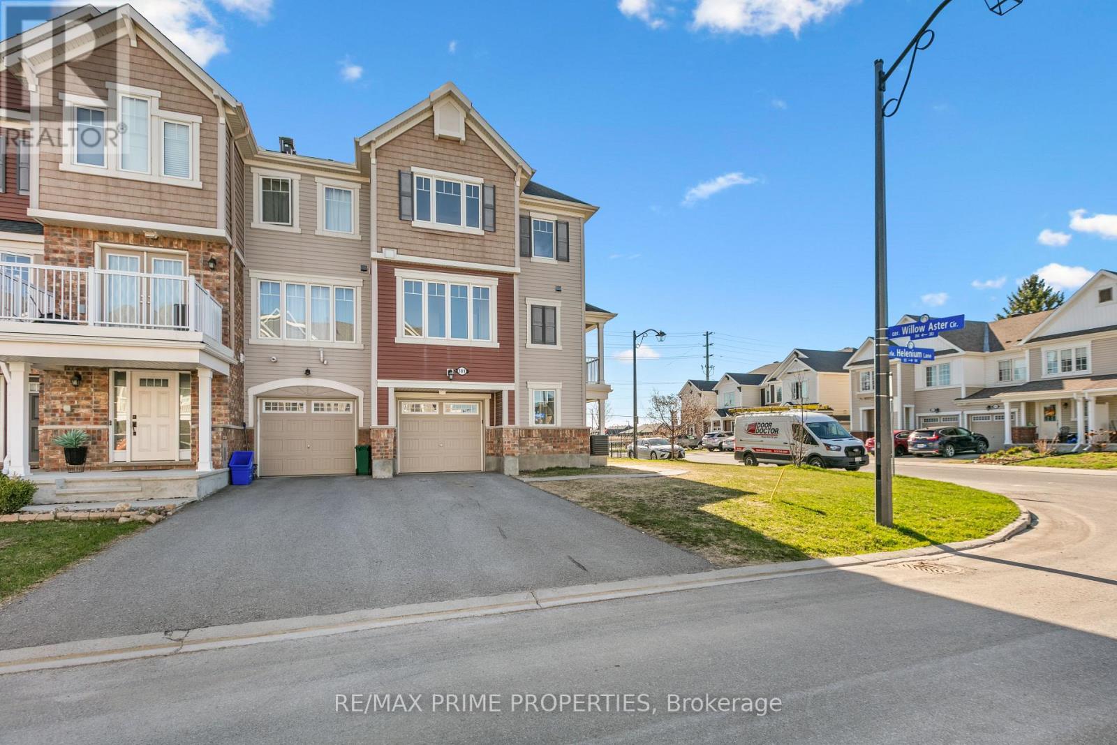 101 HELENIUM LANE - 44