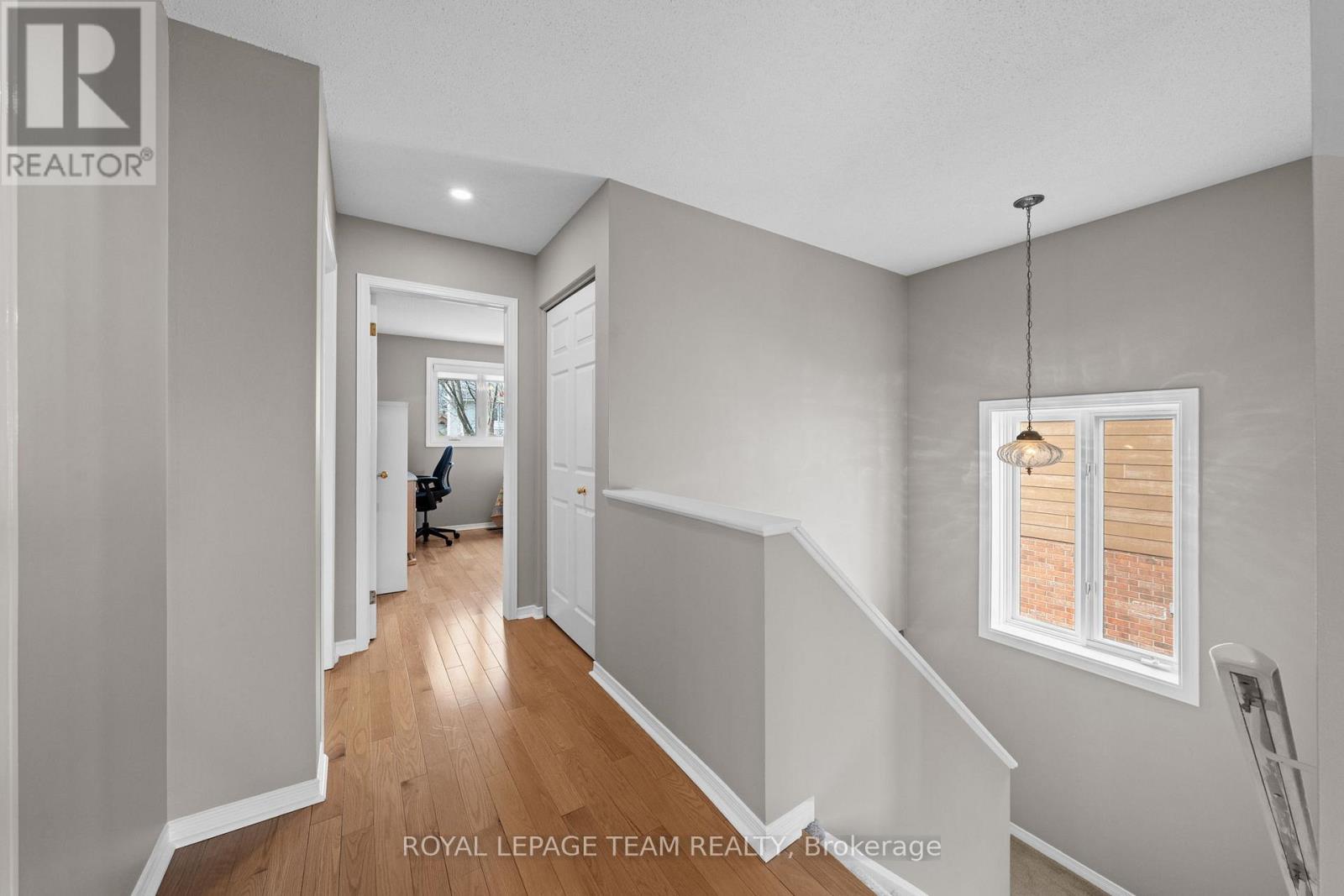 195 WALDEN DRIVE - 20