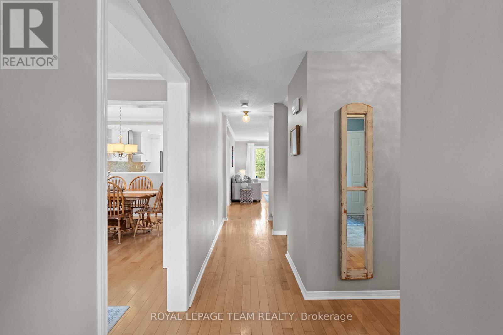 195 WALDEN DRIVE - 4
