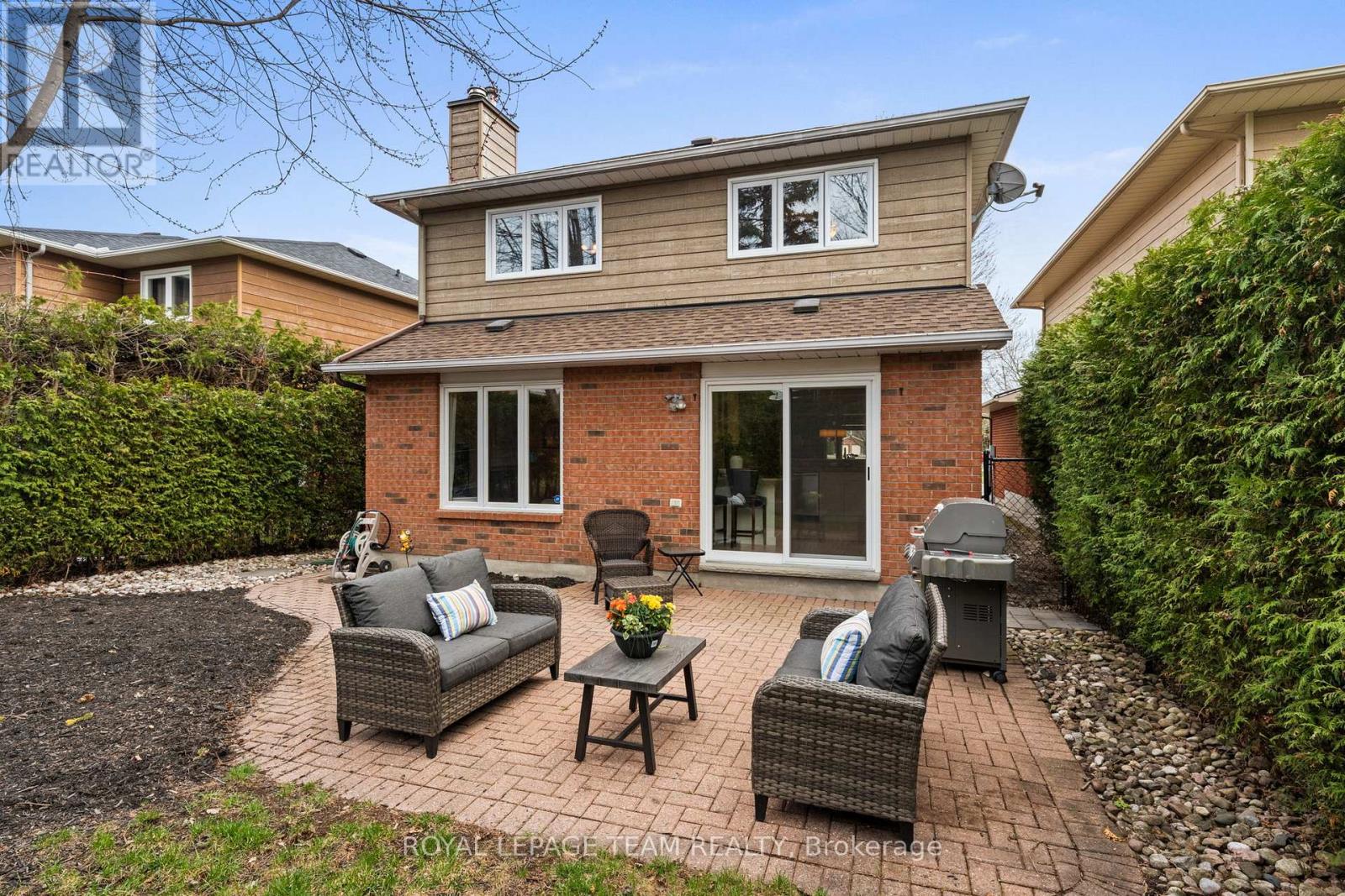 195 WALDEN DRIVE - 40