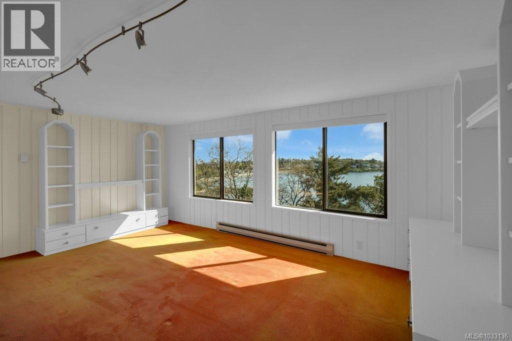 309 King George Terr, Oak Bay