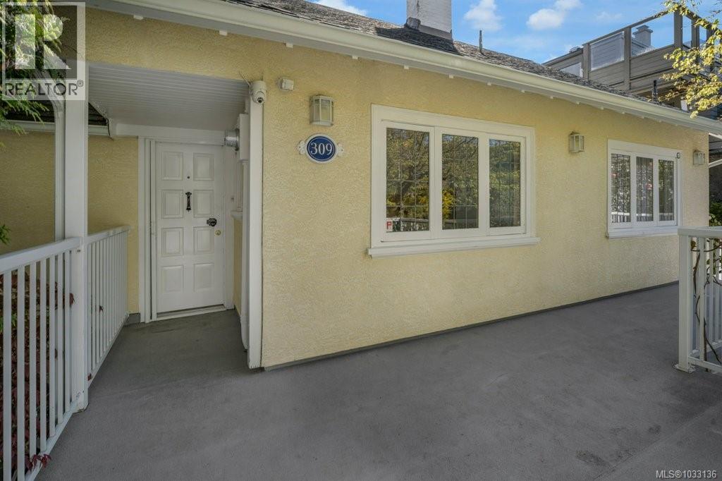 309 King George Terr, Oak Bay