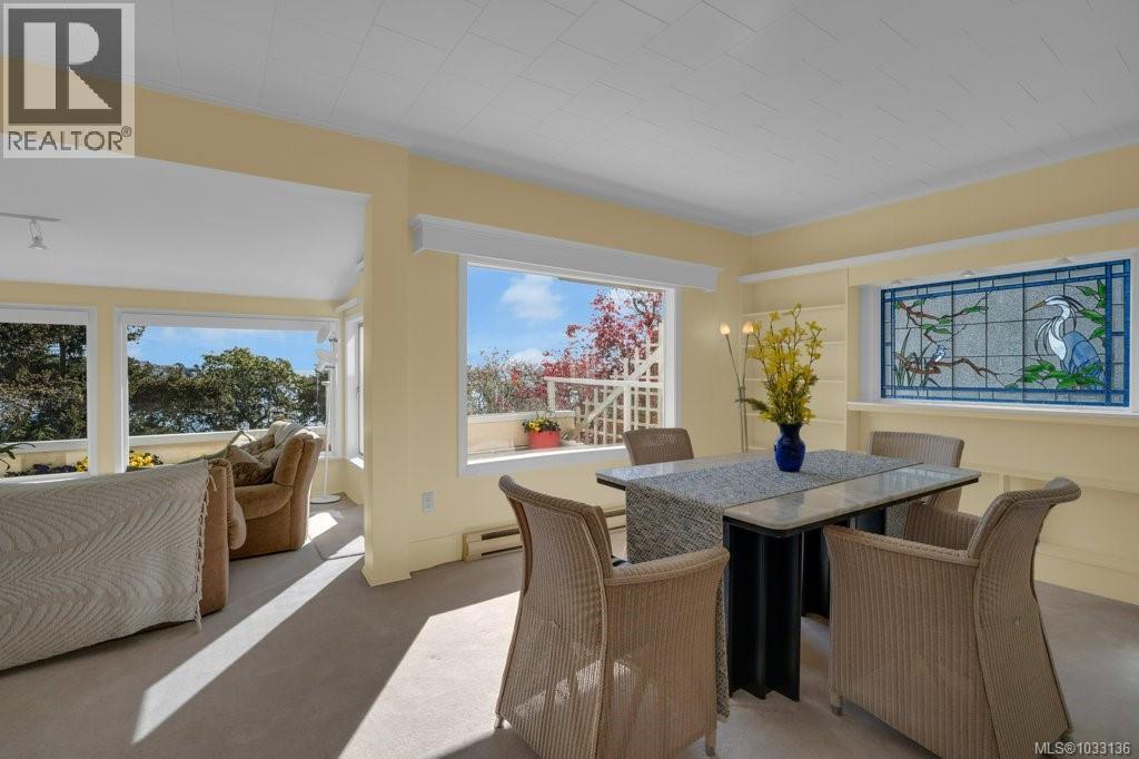 309 King George Terr, Oak Bay