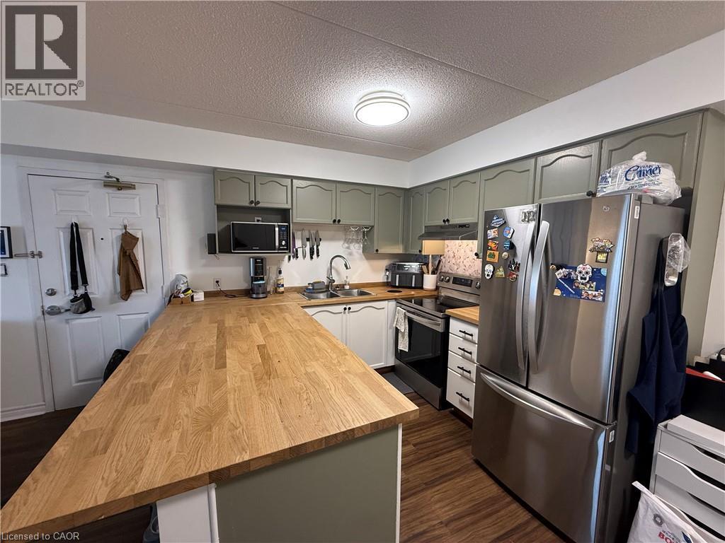 1480 BISHOPS Gate Unit# 304, Oakville, Ontario, L6M4N4 — Photo 6