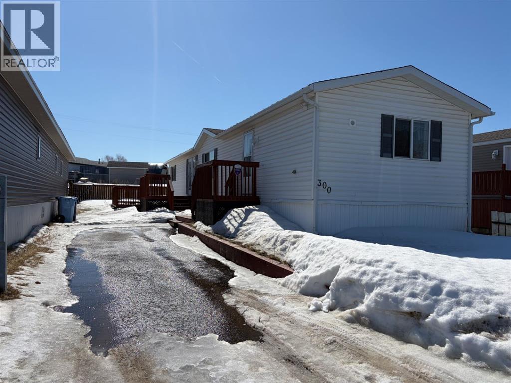 300 Grandview Crescent, Fort McMurray