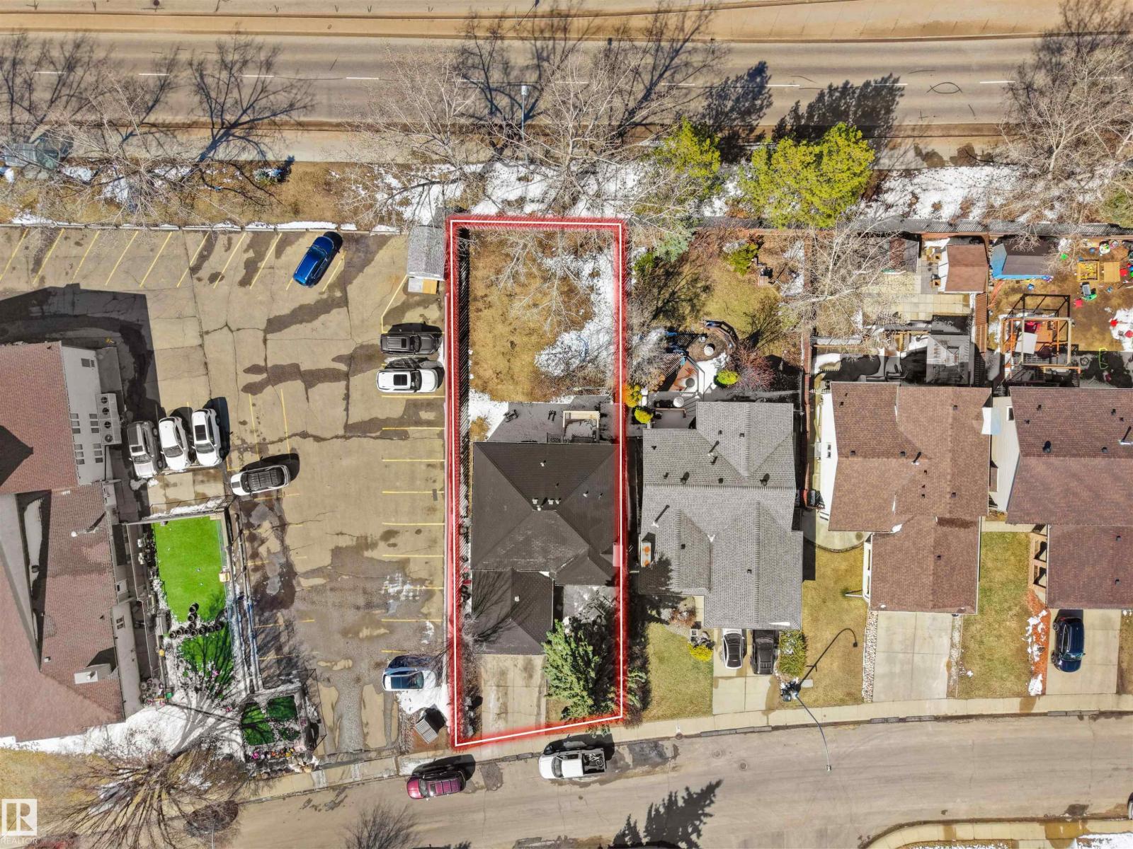 3608 33 AV NW, Edmonton