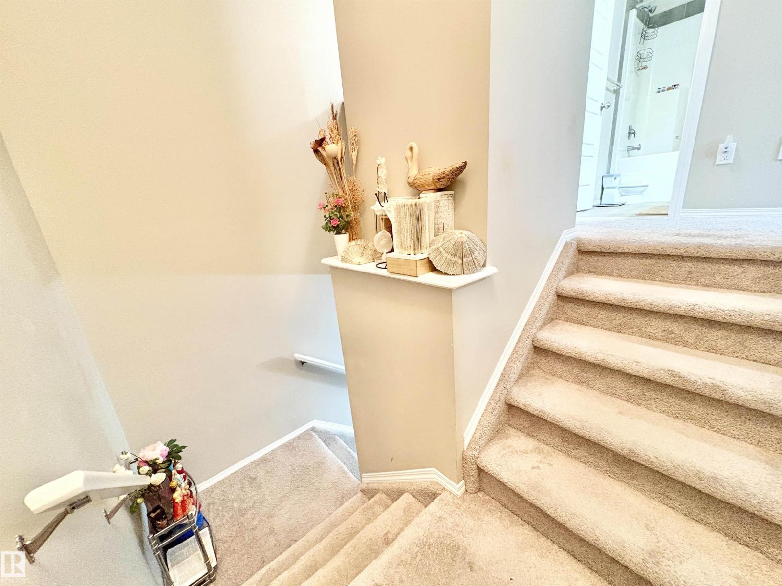 2344 71 ST SW SW, Edmonton