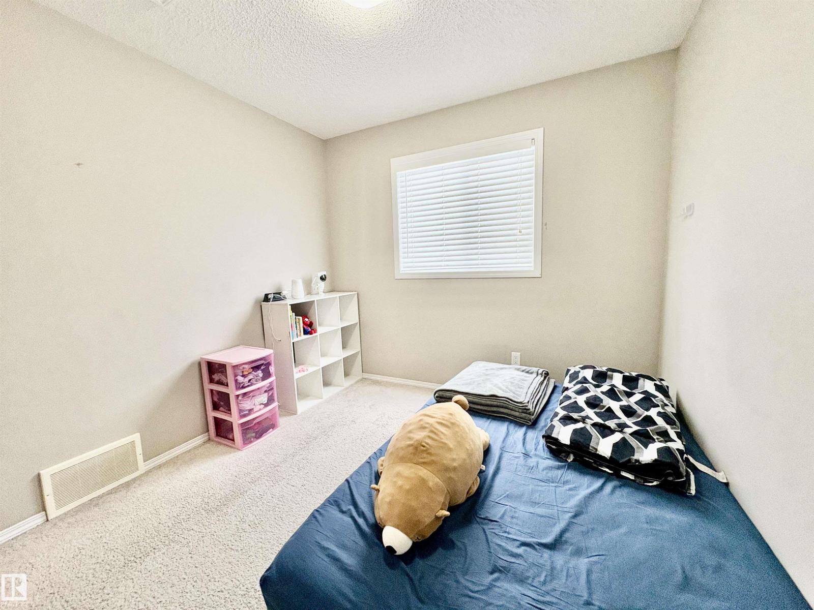 2344 71 ST SW SW, Edmonton