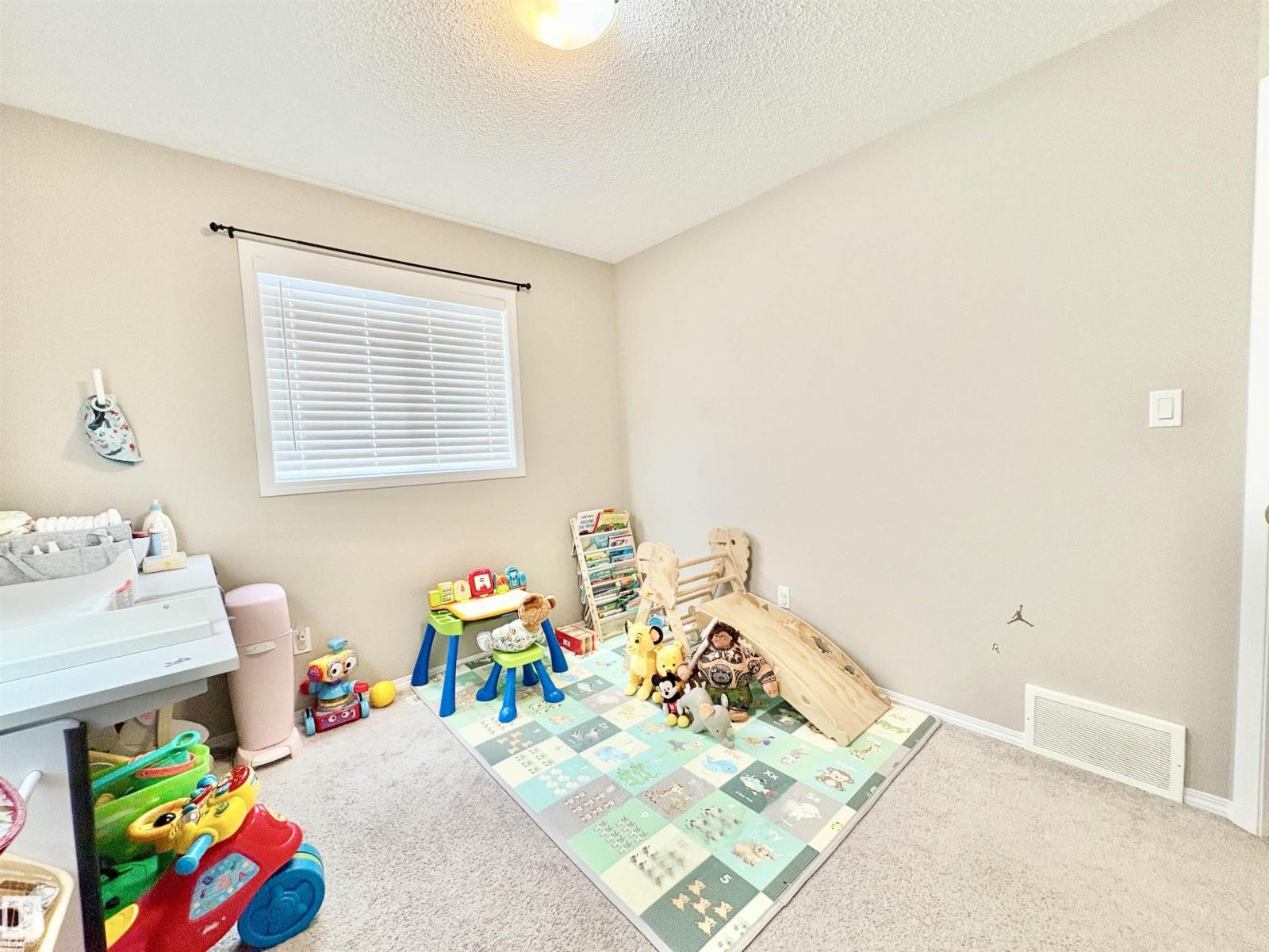 2344 71 ST SW SW, Edmonton