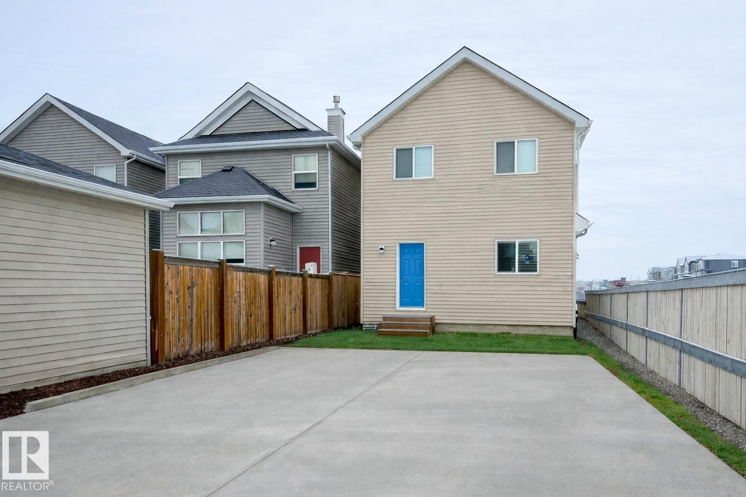 2344 71 ST SW SW, Edmonton