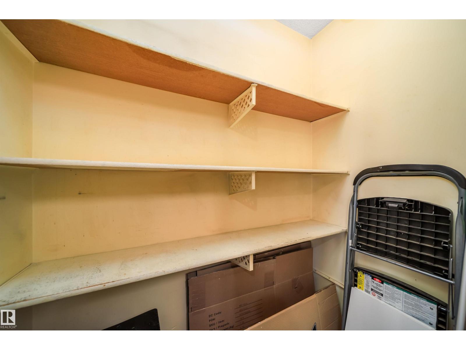 5303 21 AV NW, Edmonton