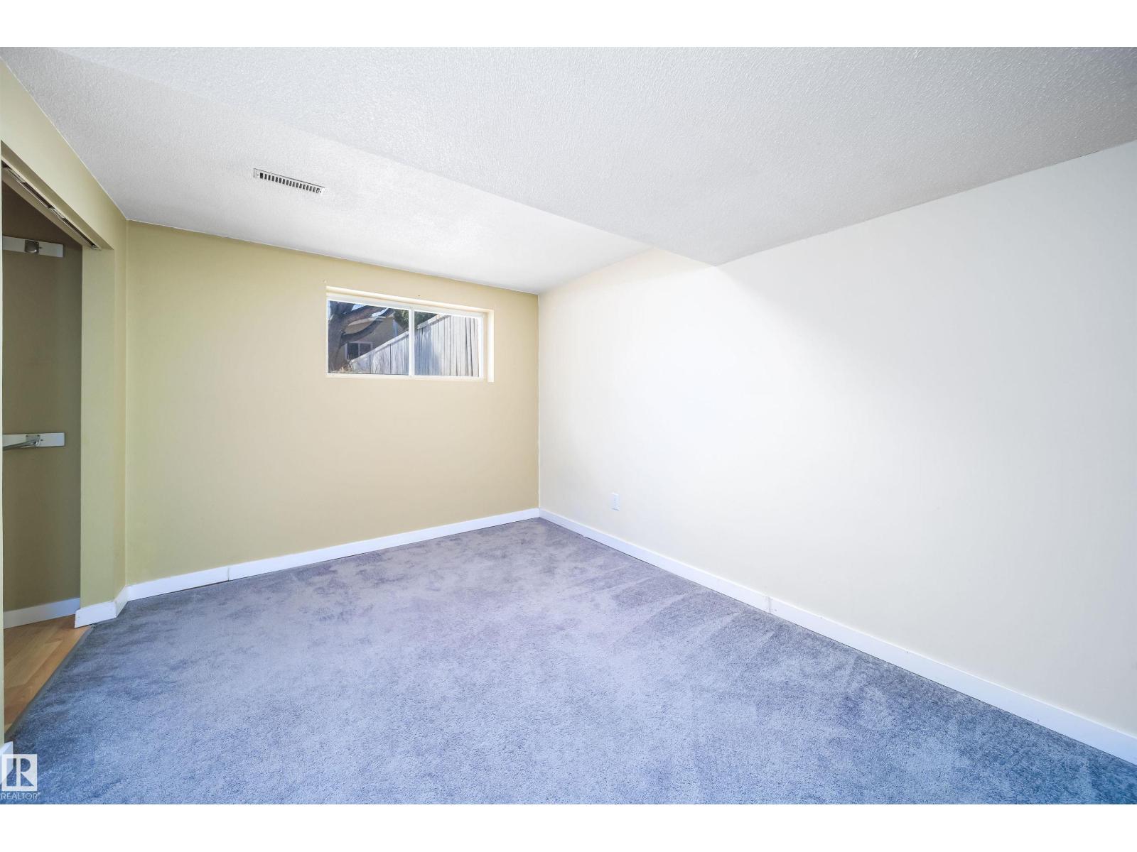 5303 21 AV NW, Edmonton